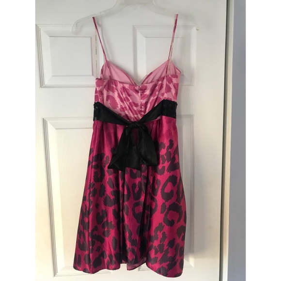 Pink Leopard Dress 💓 - Picture 2 of 2